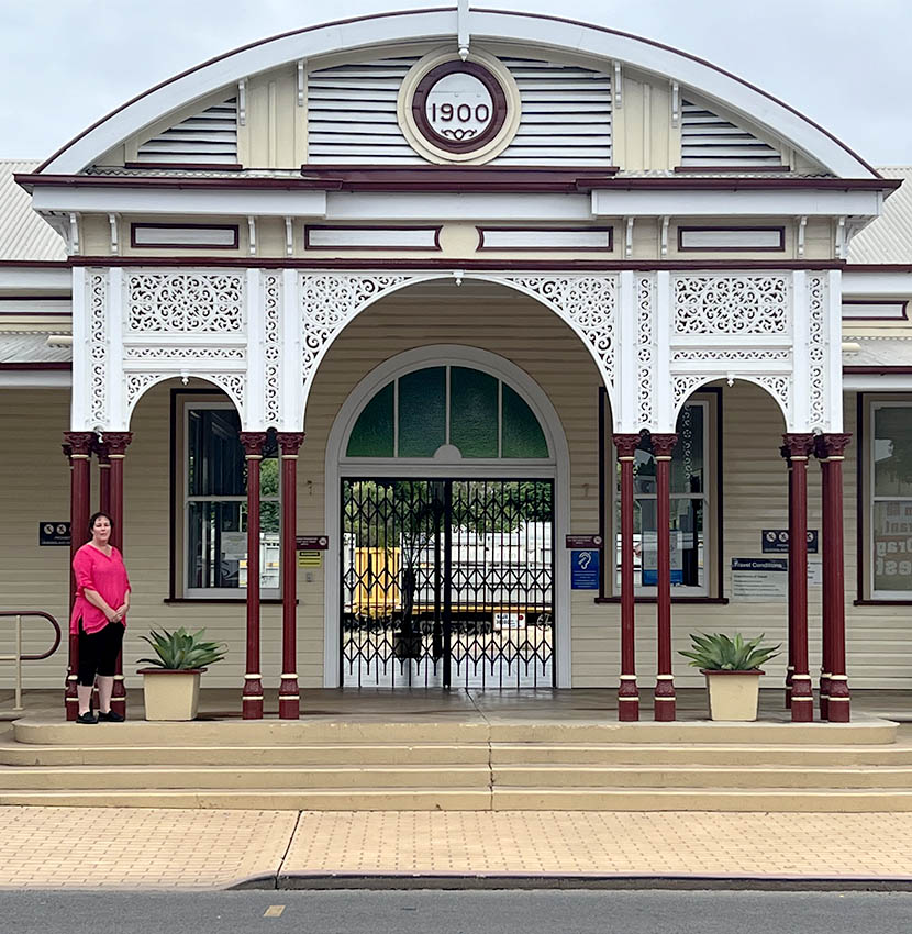 Melissa standing in front of prominent building in Emerald, Queensland
